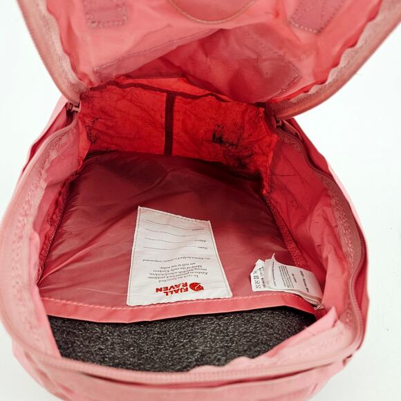 Fjallraven Kånken Classic Mini Backpack Color Bubble Gum Pink 10" VSCO Gorp - Picture 5 of 9